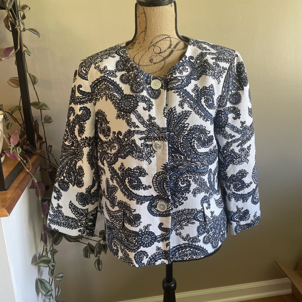 TALBOTS Women's Size 14 Top Button Down Jacket Paisley Floral White Blue Lined